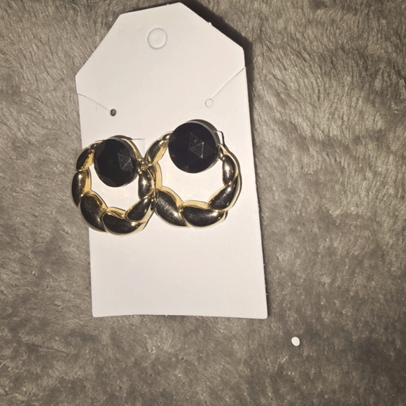 NEW!  Black and Gold Hoop Earrings! - Picture 1 of 1